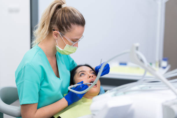 Best Emergency Tooth Extraction in Hilbert, WI